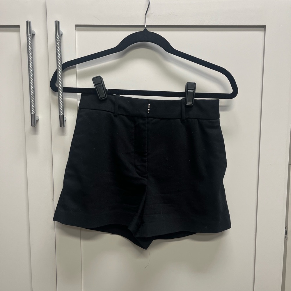 Black babaton shorts